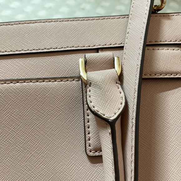 Michael Kors Dillon Satchel - Picture 7 of 7